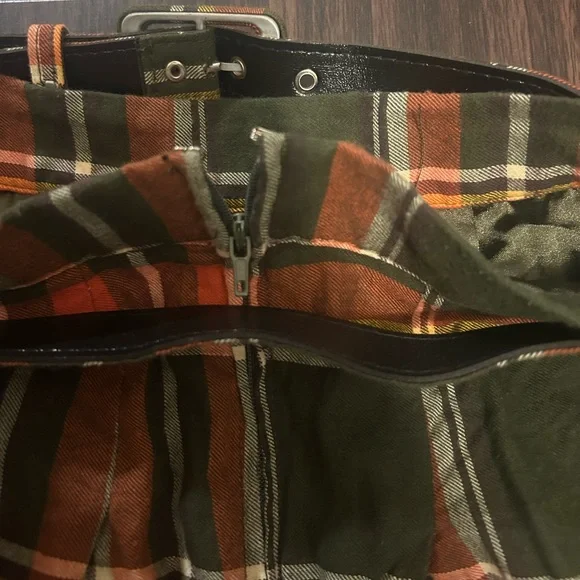 Modcloth Tartan A-Line Skirt - Red and Green - Picture 4 of 6